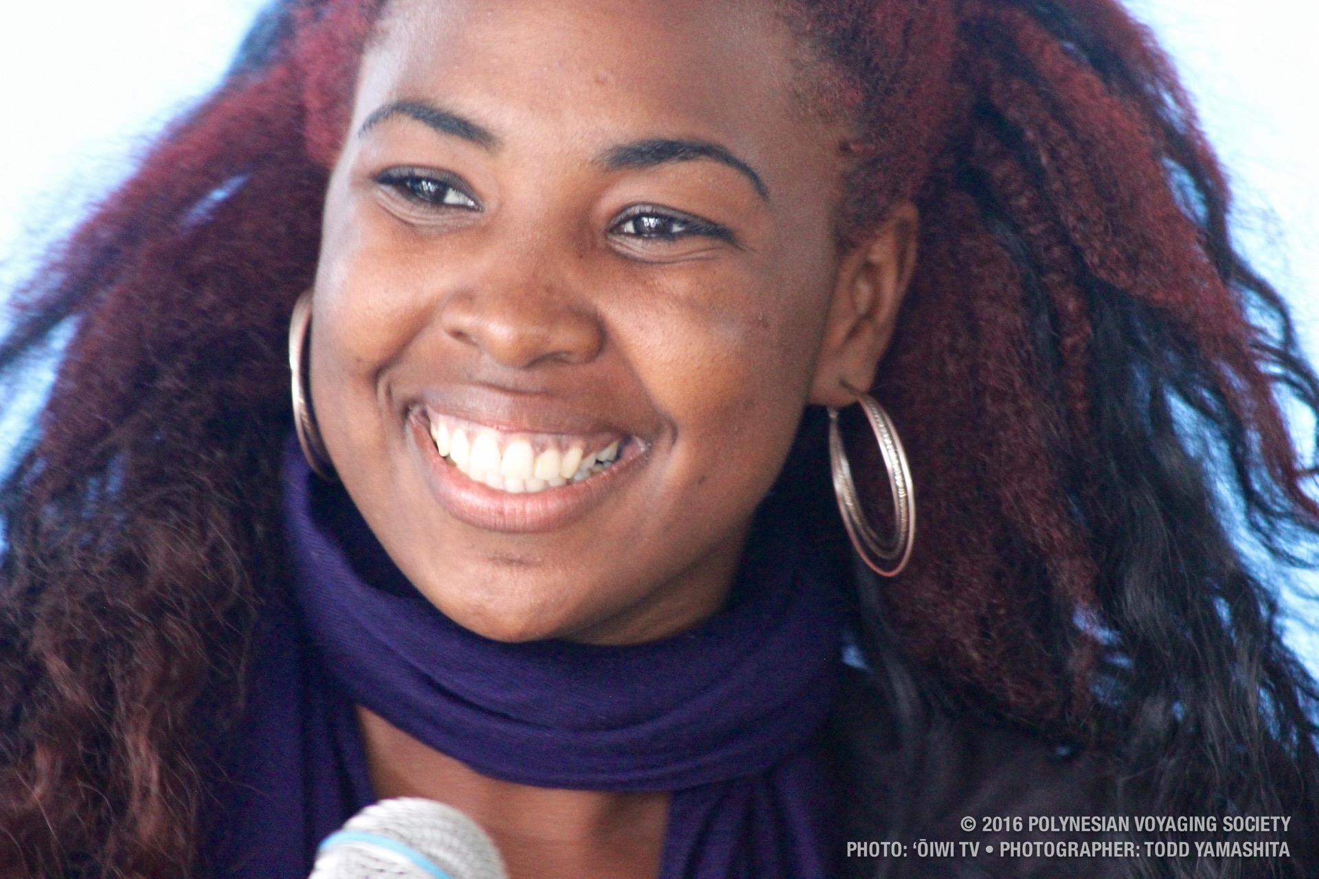A vocalist gets the croud moving with salsa and other latin performances.