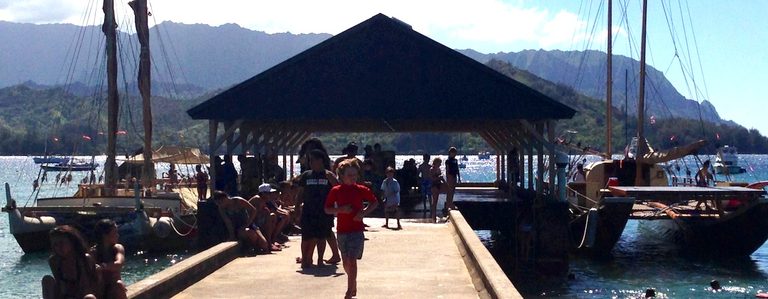 Hōkūleʻa and Hikianalia in Hanalei Bay