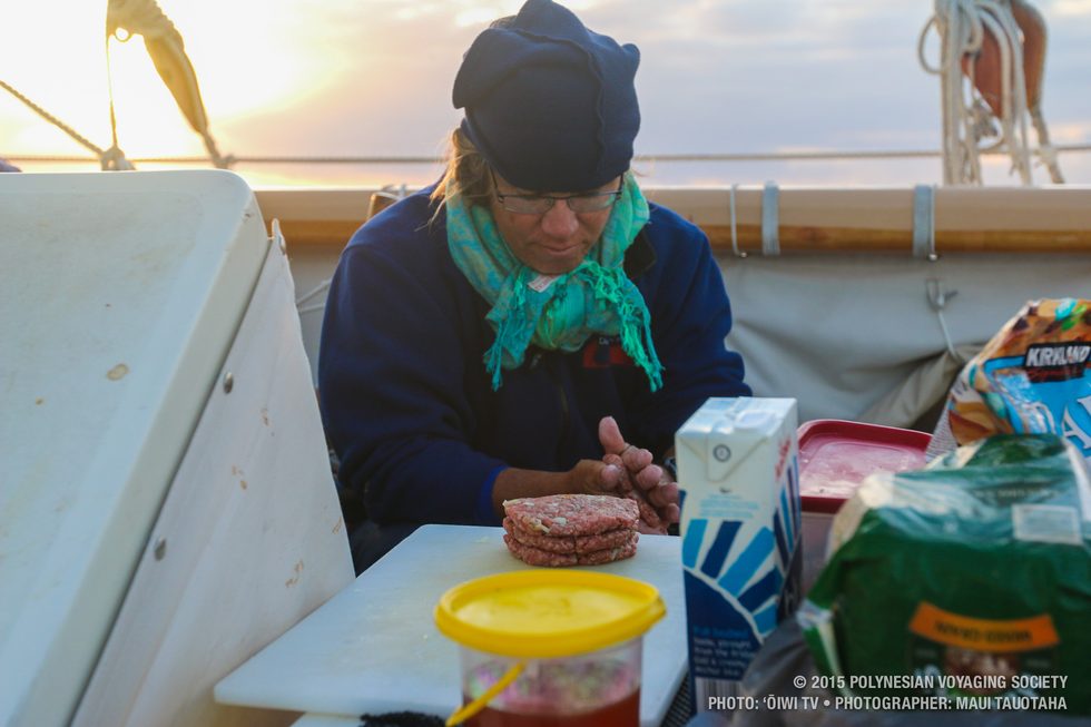 Hauʻoli making patties for loco moco.