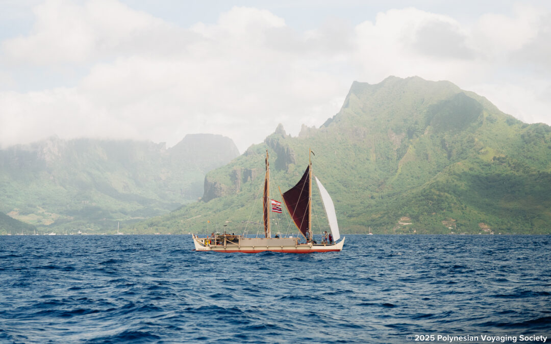Hōkūleʻa and Hikianalia Arrive in Moʻorea, to a Week of Cultural Engagements