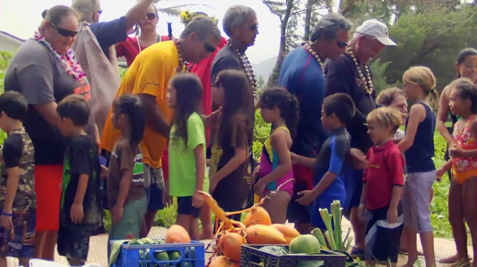 Video: Hōkūleʻa’s First Visit to Lāʻie, Oʻahu