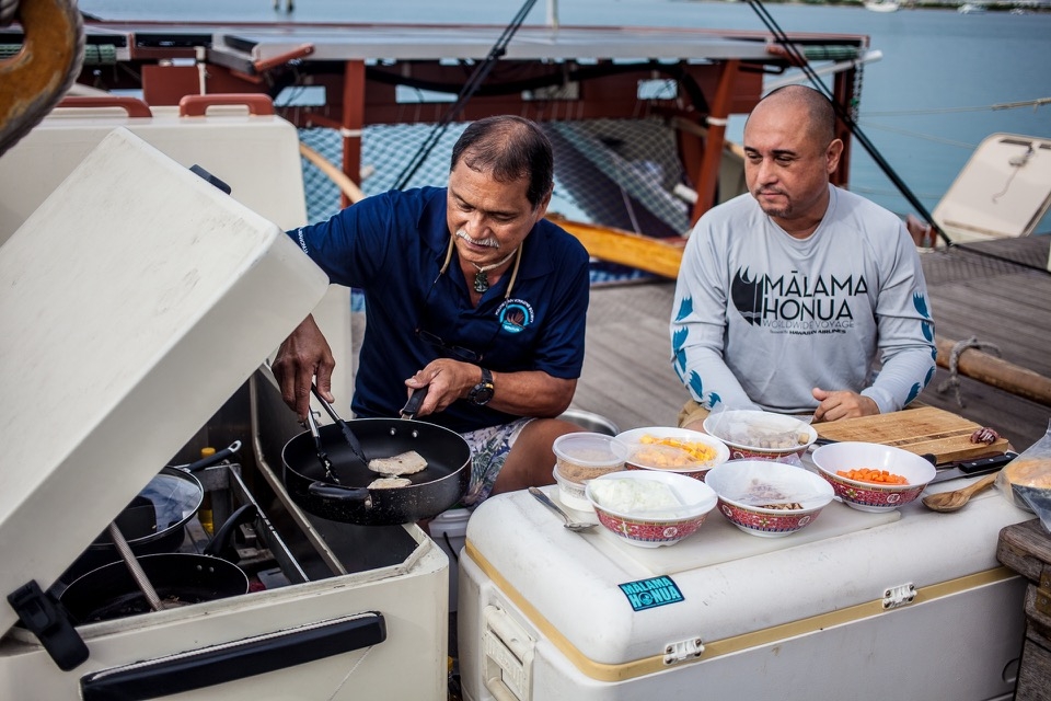 Cooking Hawaiian Style on Hikianalia